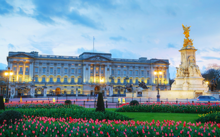 Buckingham Palace: The Most Expensive House in the World