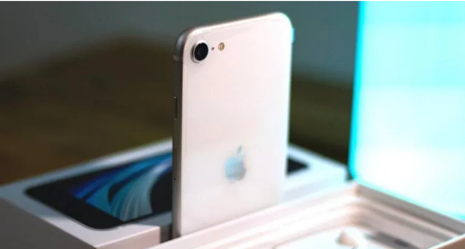 Iphone Se 3 22 Expected Release Date Features And Price The Teal Mango