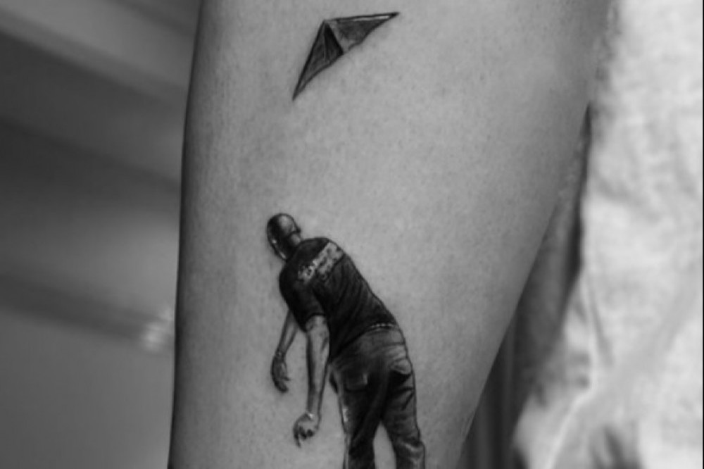 Drake Offers Tribute to Virgil Abloh by Getting A New Tattoo Inked - The  Teal Mango