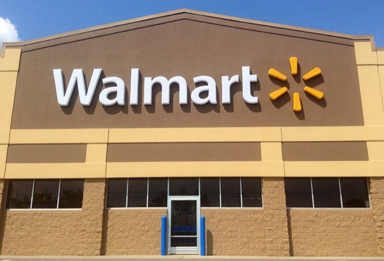 Is Walmart Open on New Years Eve and Day?