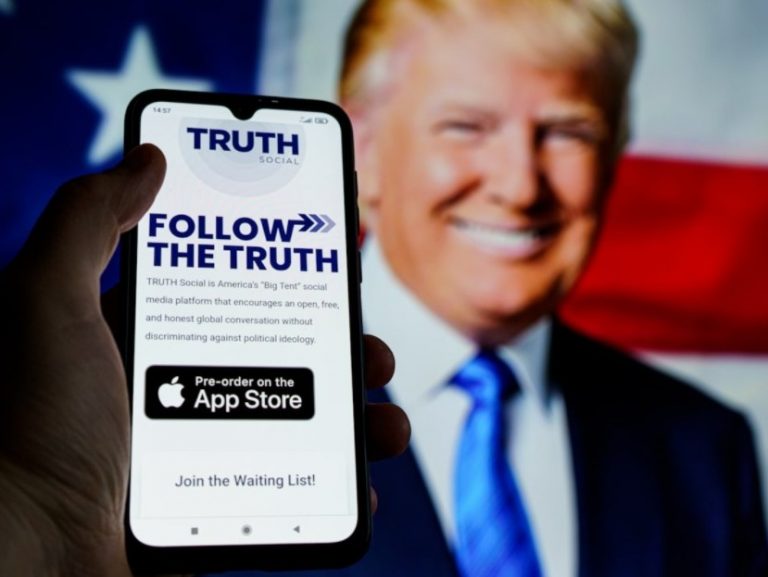 How to Join Trump’s Truth Social App on Android and iPhone?
