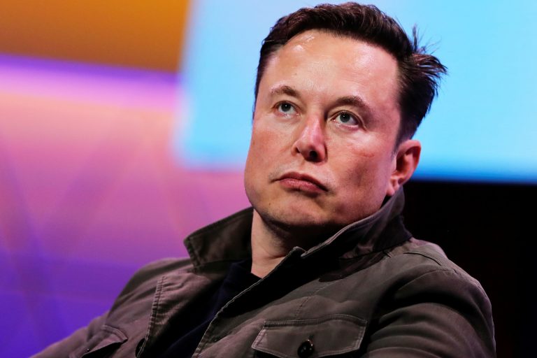 Elon Musk Wives and Girlfriends: The Complete List is Here