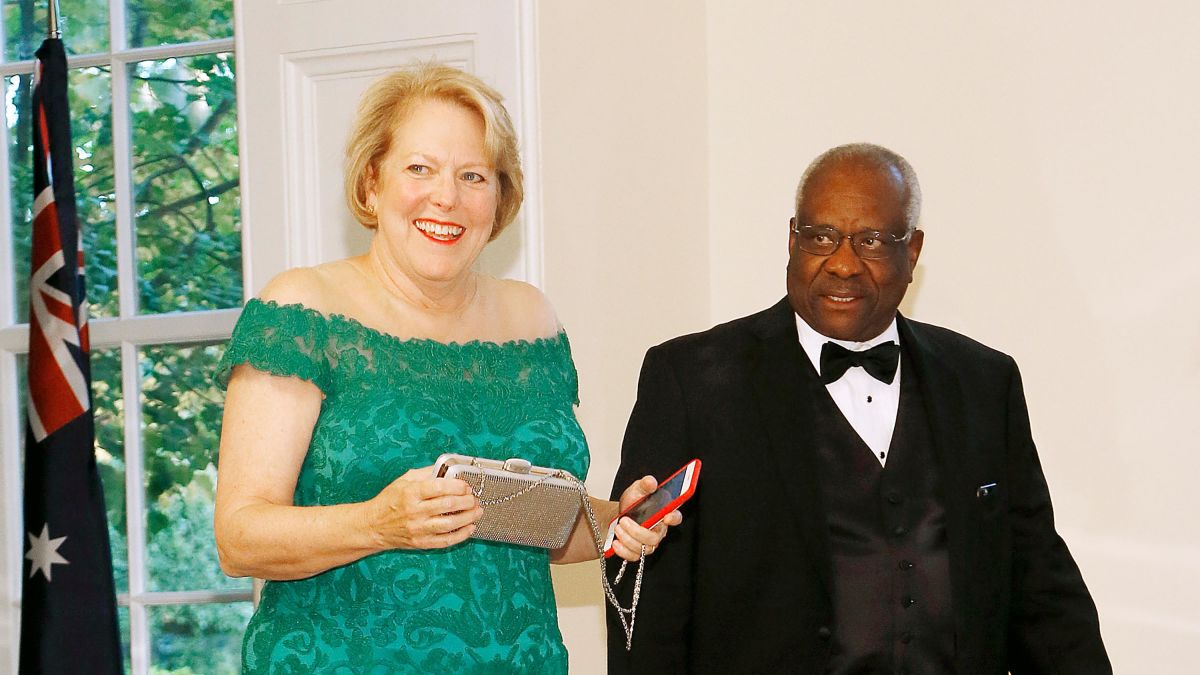 Who was Clarence Thomas's first wife and what happened of her?