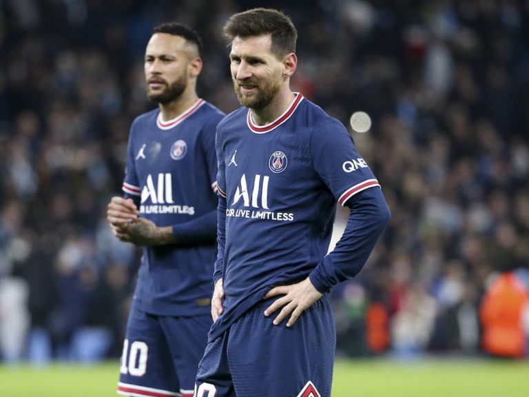 PSG Fans Booed Messi and Neymar during PSG vs Bordeaux League Game