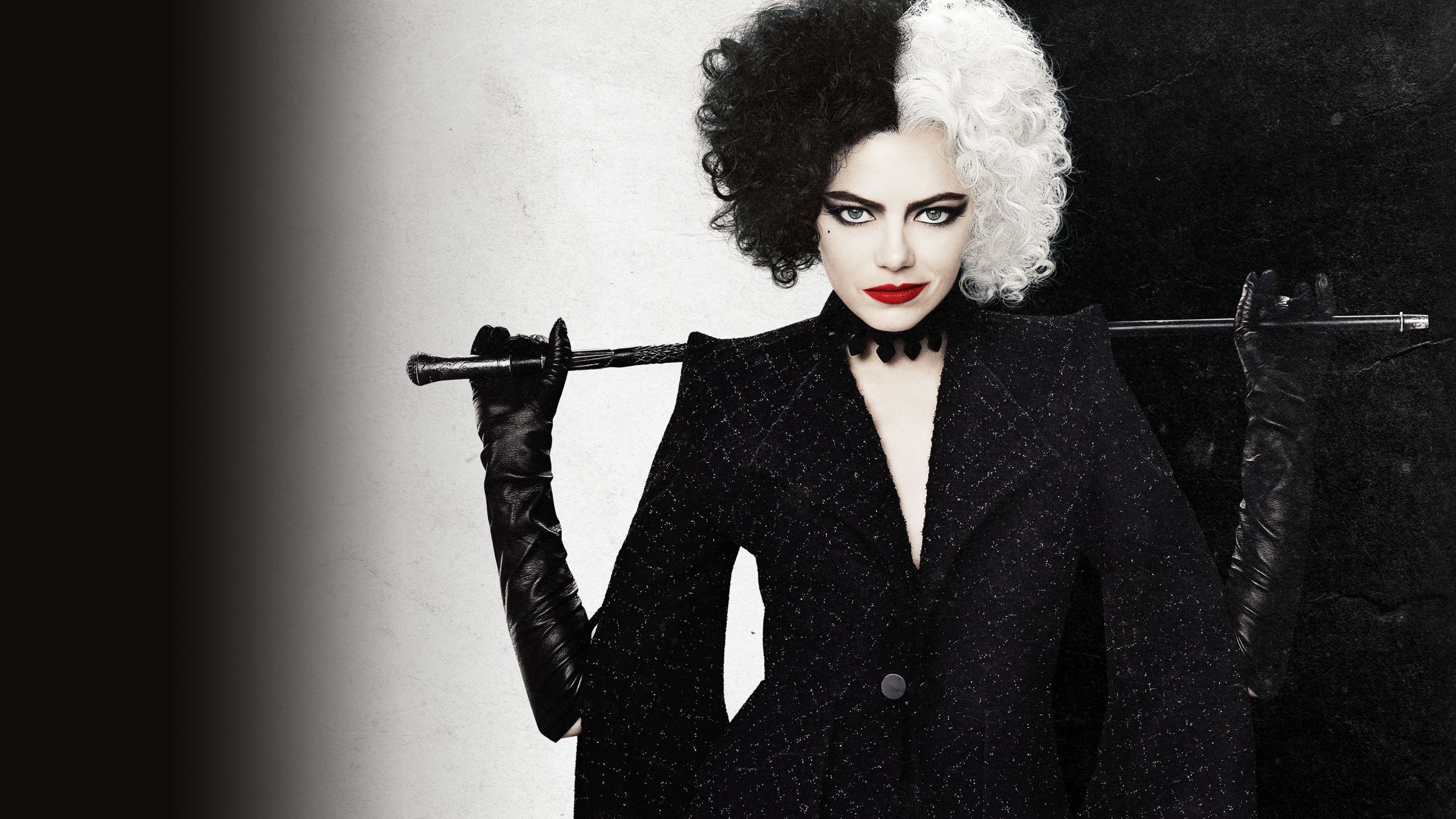 siu on X: #Cruella's Costumes by Oscar-winning Costume Designer Jenny  Beavan  / X