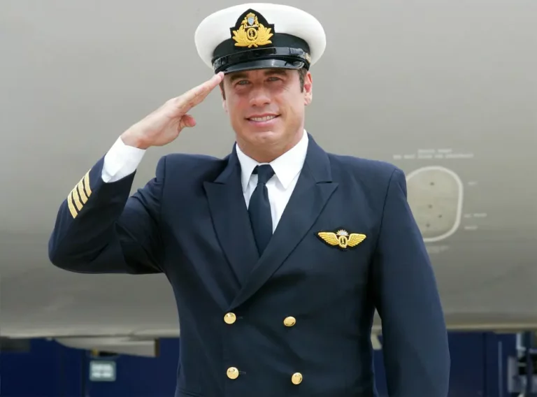 Carrie Star John Travolta’s 737 Pilot License Reveals his Undying Love for Aviation