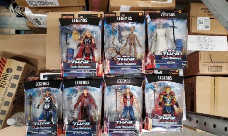 Thor: Love and Thunder Action Figures Reveal Costume of Gorr the God Butcher