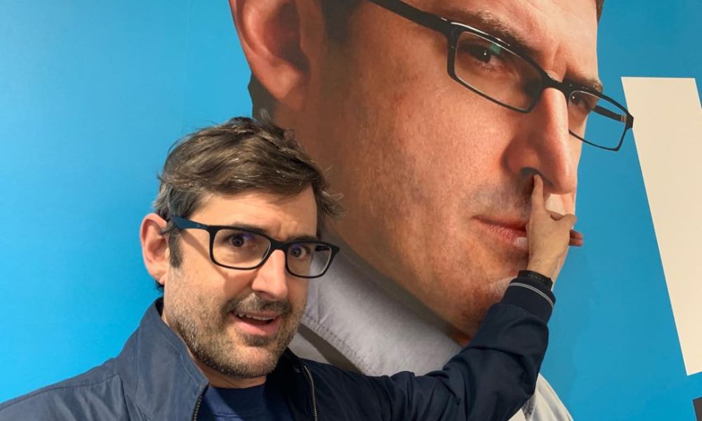 Who is Louis Theroux as his Rap &quotMy Money Don&039t Jiggle Jiggle&quot Continues to Rule the Internet - The Teal Mango