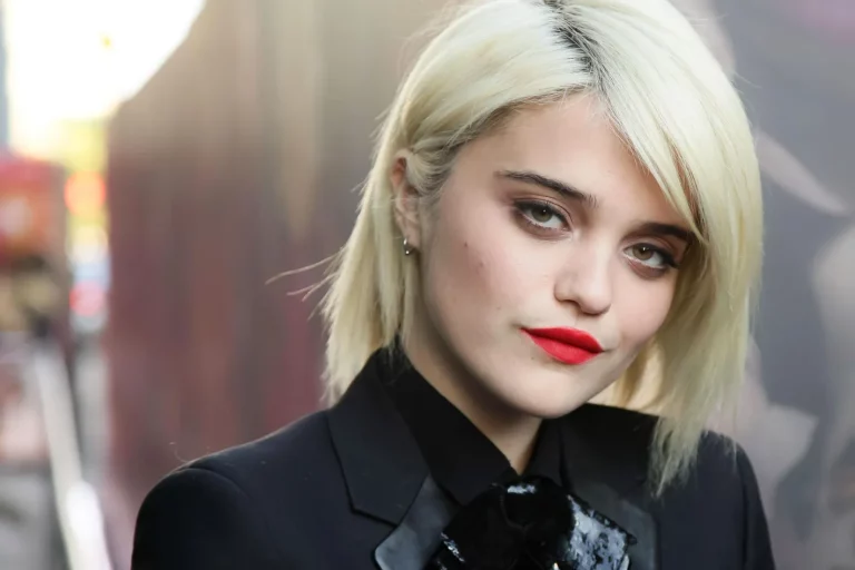 Meet Sky Ferreira Amid Rumors that She Declined a Date With Elon Musk at the 2022 Met Gala