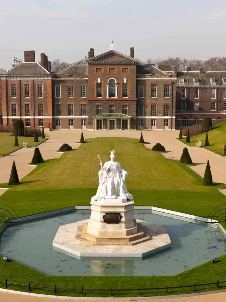 20 Amazing Facts About Kensington Palace