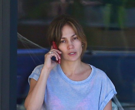Top 10 Jennifer Lopez No-Makeup Looks