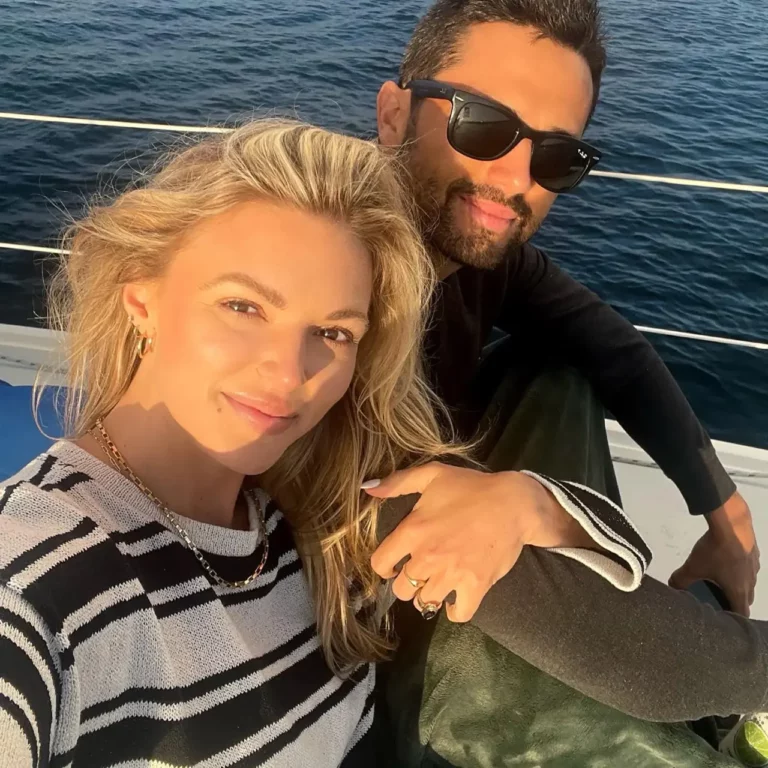 Stephen Colletti and his New Girlfriend Alex Weaver are Instagram Official