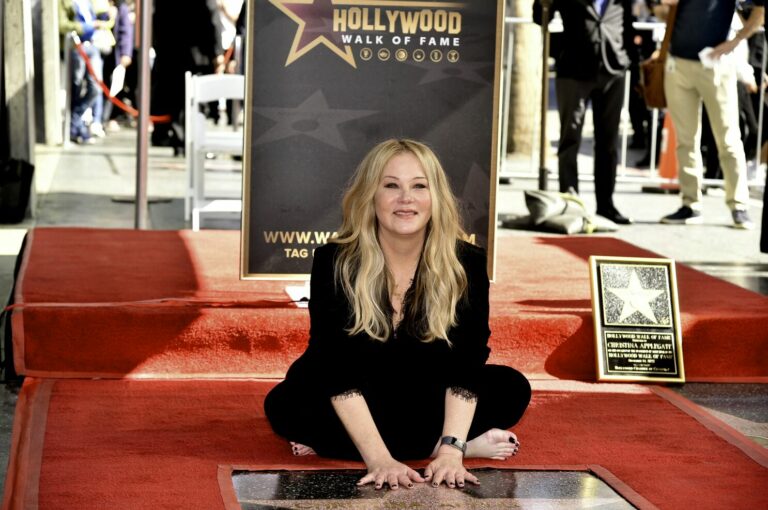 Christina Applegate Receives Star At Hollywood Walk Of Fame, Tears Up!