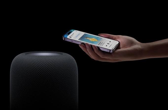 Apple Launches Brand New HomePod With Incredible Audio Experience