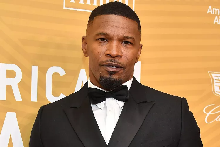 Jamie Foxx Seen for First Time Since his Undisclosed Medical Complication