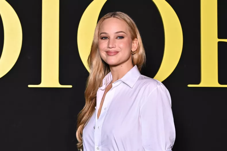 Jennifer Lawrence's Latest Appearance at Dior Show Sparks Plastic